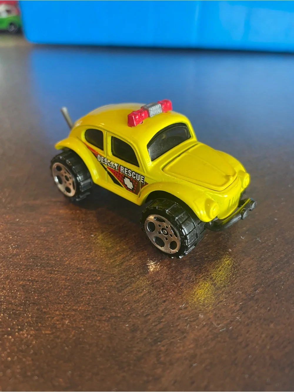 Yellow Desert Rescue VW Bug 4x4 Beetle Volkswagen Matchbox Rare Vintage 2000